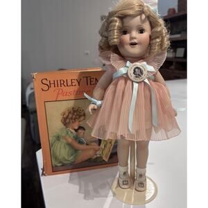 Danbury Mint Shirley Temple "The Worlds Darling" Porcelain Doll Pink Dress Book